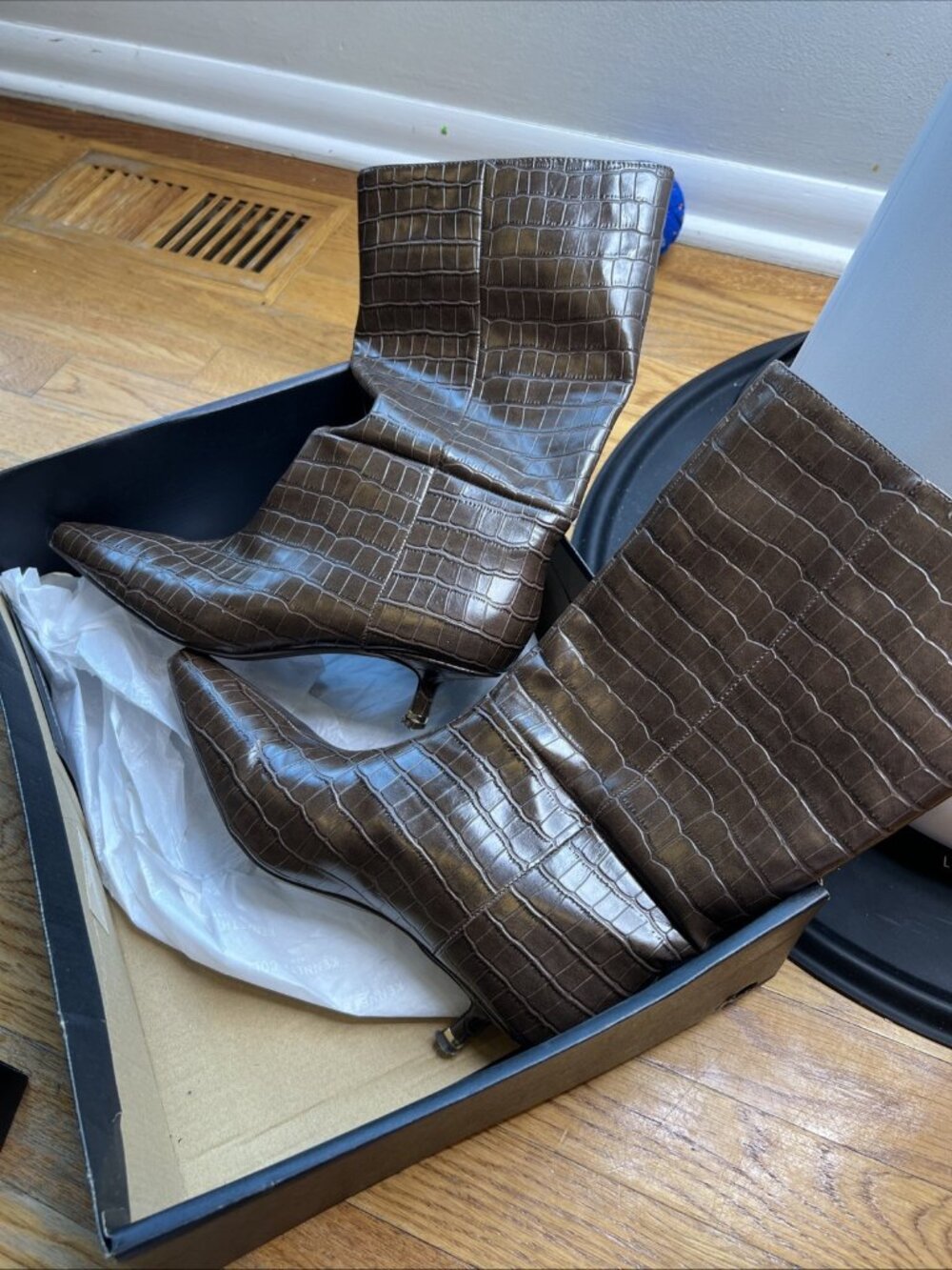 Kenneth Cole Meryl Boots Dark Brown Croc Kitten Heel